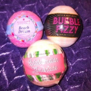 Brand New Bath and Body Works Bath Fizzys